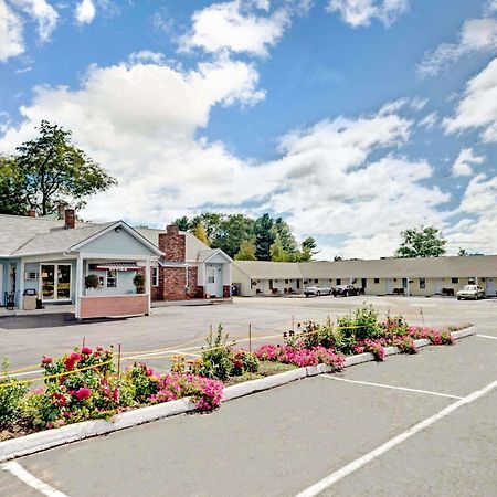 Budget Inn South Portland Exterior photo